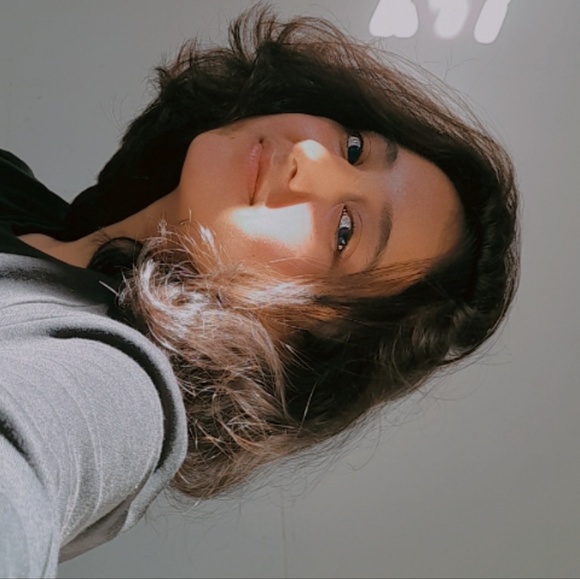 Meet your Posher, Nikita - Picture 1 of 1